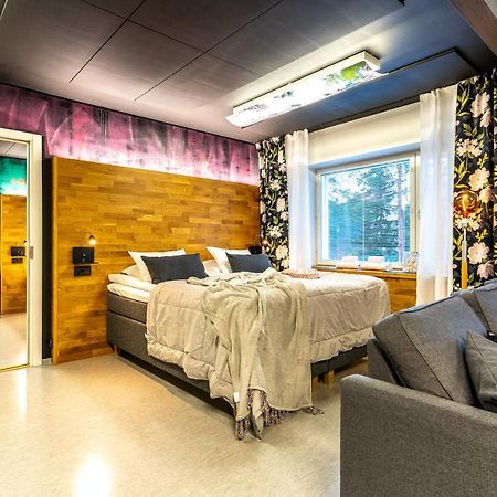Time Hostel Nova - Sairaalan Vieressae Ювяскюля Екстер'єр фото