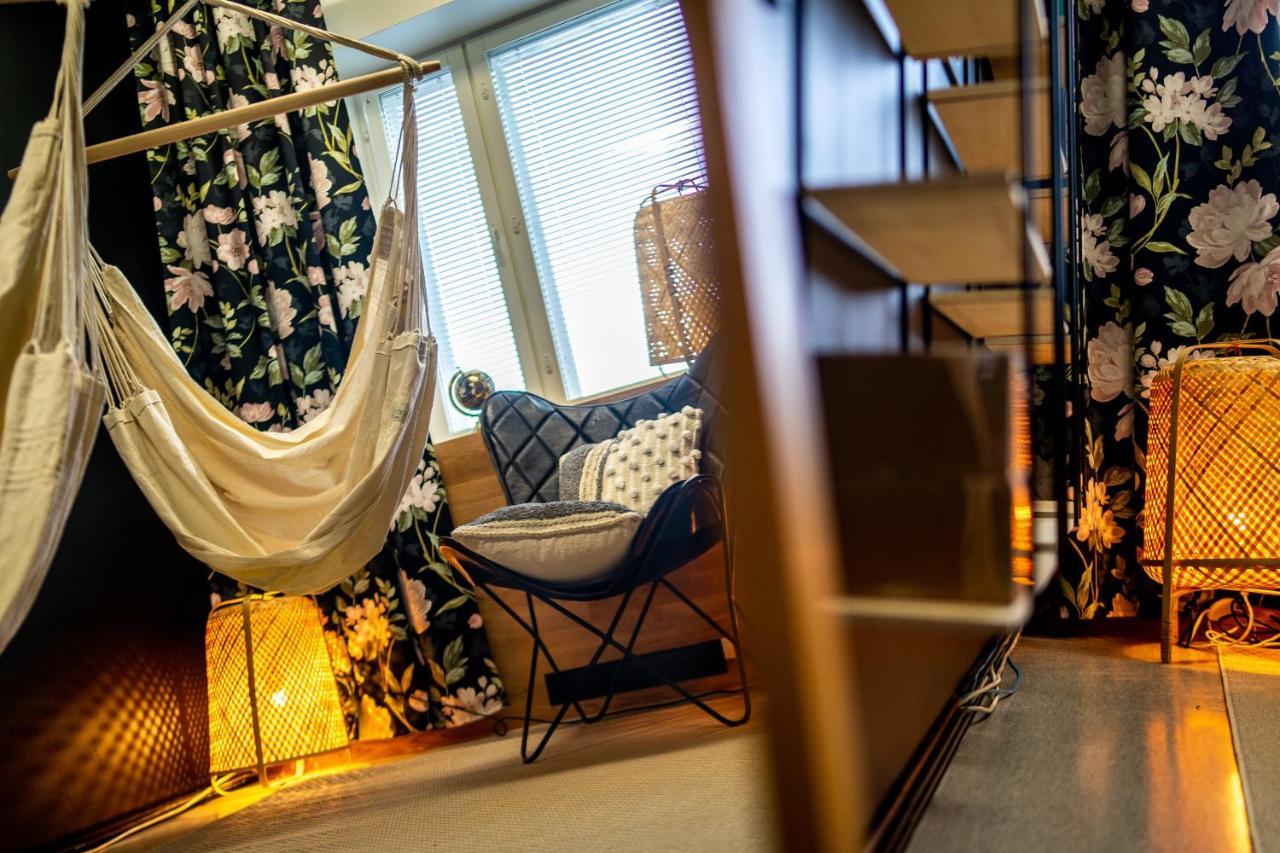 Time Hostel Nova - Sairaalan Vieressae Ювяскюля Екстер'єр фото